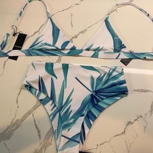 Vaya Island Swimuit!